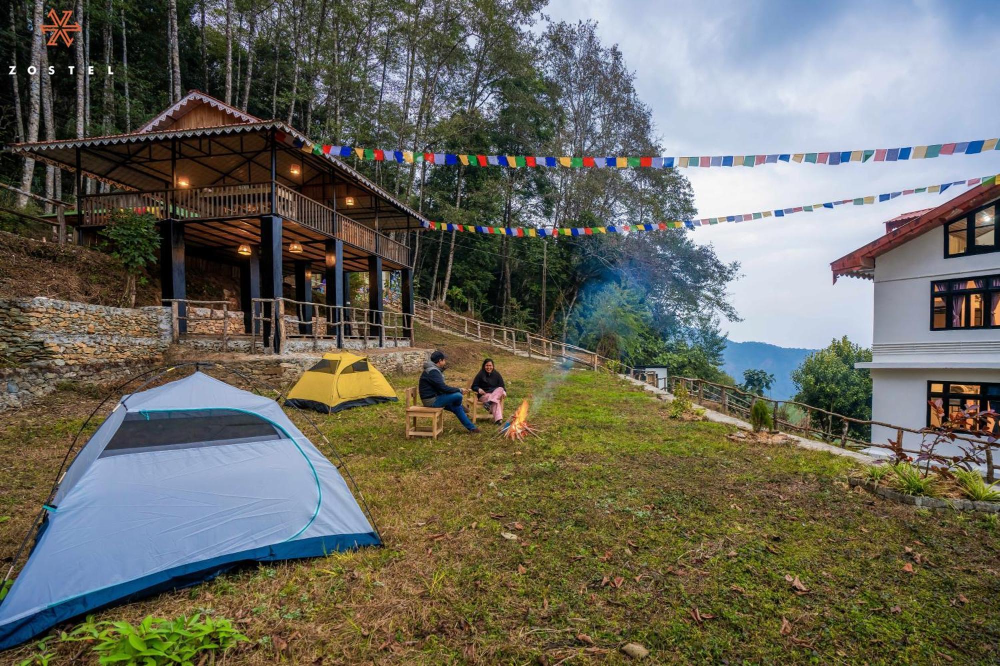 Zostel Rinchenpong Hostel Exterior photo